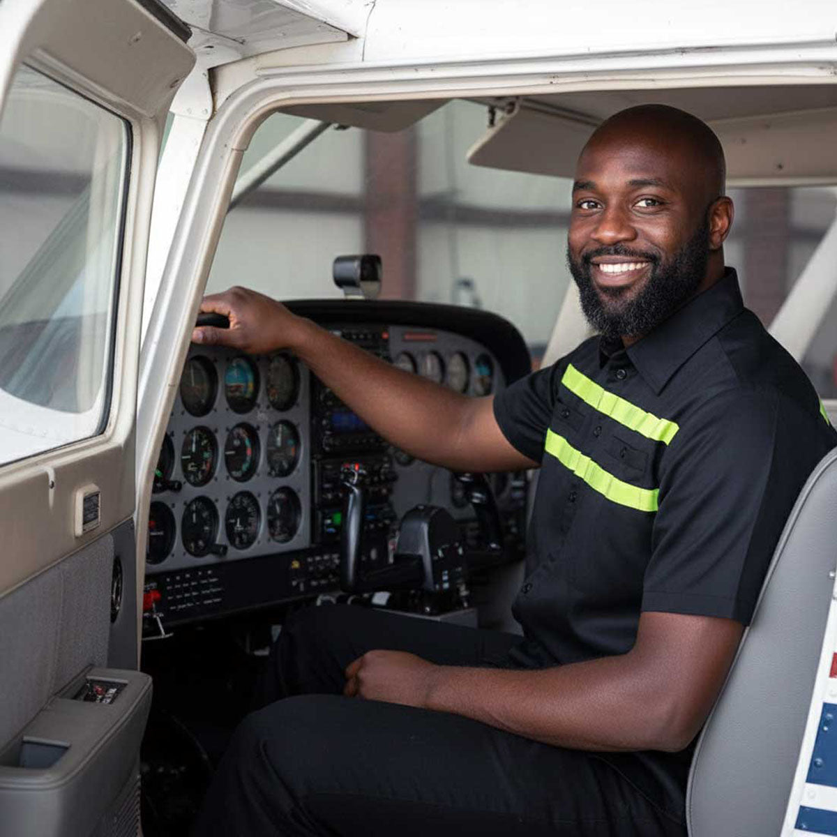 MMCC Men's Petrol Mechanic Button Up Shop Shirt, Reflective Strip, 2-Chest Pockets - Black-Neon Green - MMC16005