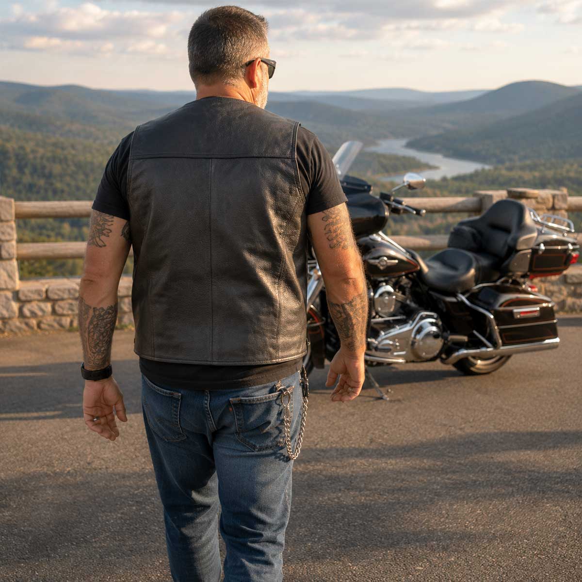 Milwaukee Leather Men's Black Classic Western Style Motorcycle Leather Rider Vest - LKM3778